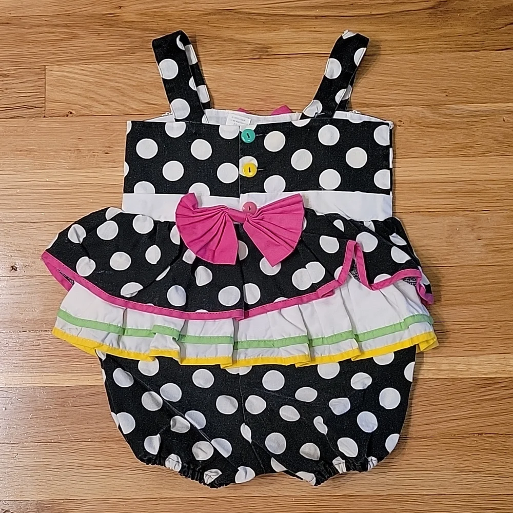 Adorable Little Girls Romper - Picture 2 of 4